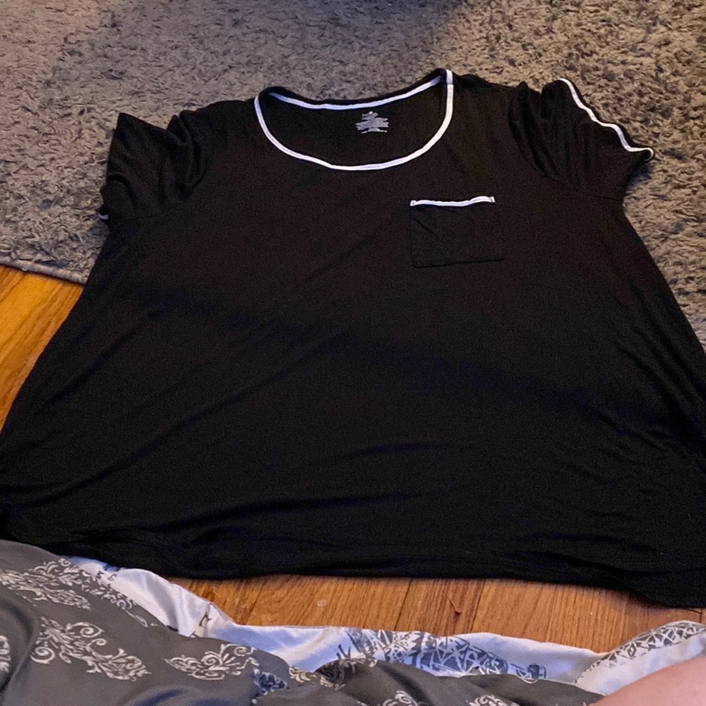 Woman’s sleep top